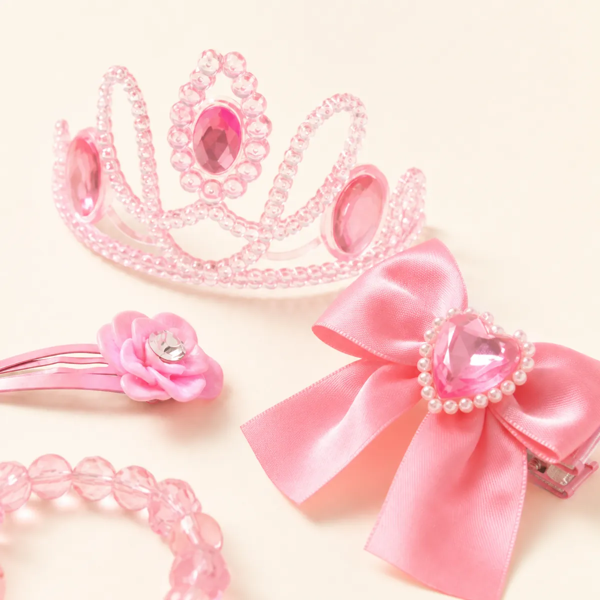 Dress-Up Accessories Set — close-up detail